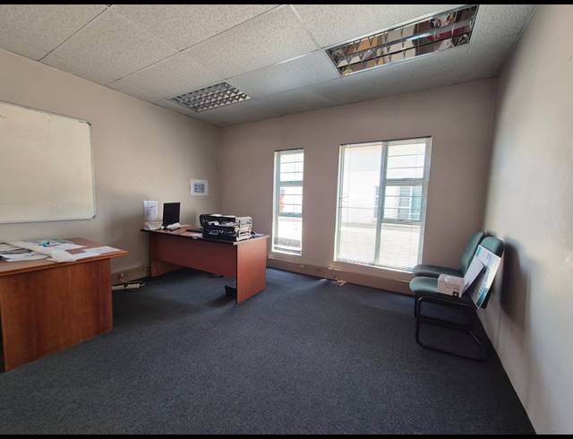 1,505M² BUSINESS TO LET IN VAALPARK